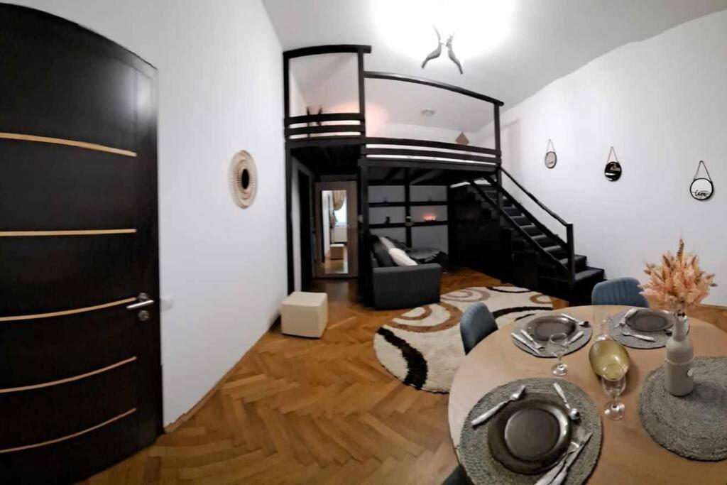 Sofia'S Home Comfy Studio In The Old Town براشوف المظهر الخارجي الصورة