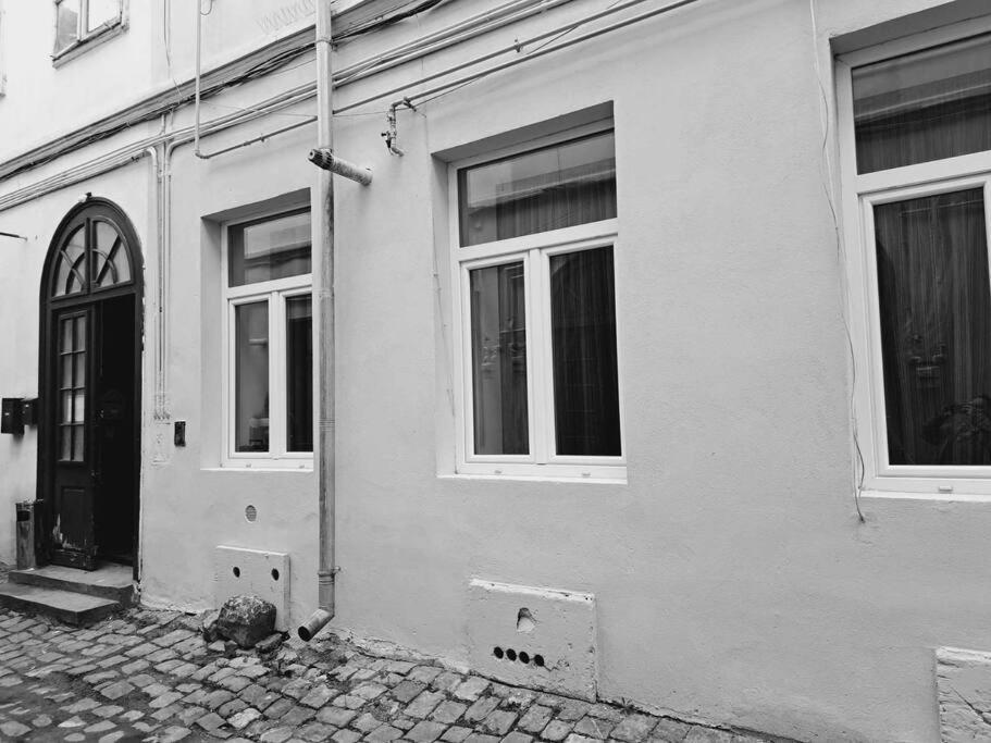 Sofia'S Home Comfy Studio In The Old Town براشوف المظهر الخارجي الصورة